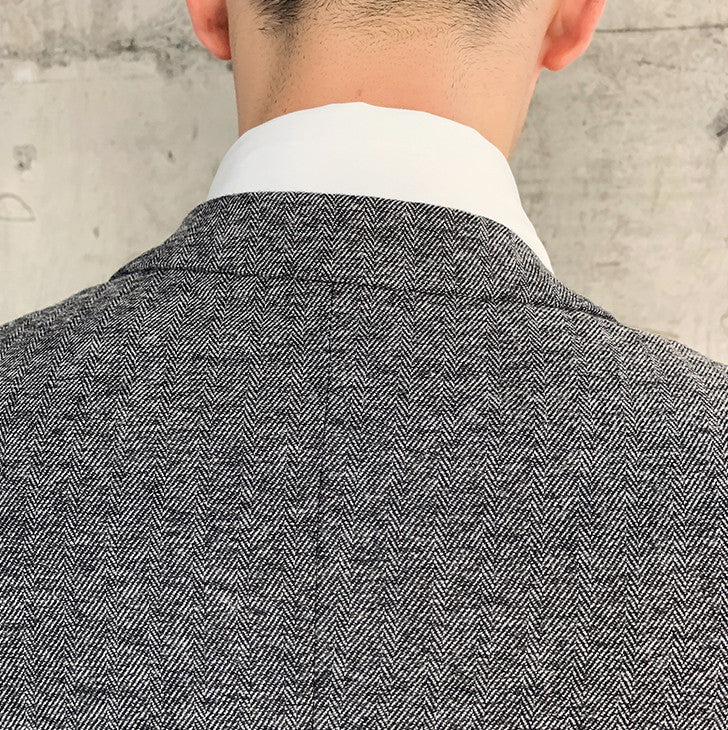 Męski garnitur trzyczęściowy slim fit w kolorze czarnym