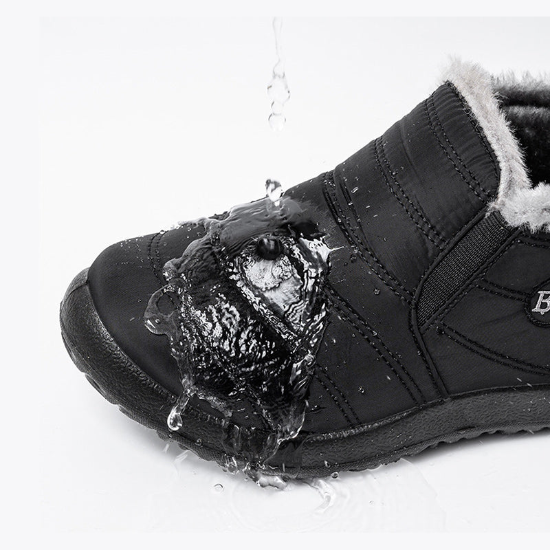 Męskie zimowe buty śniegowce za kostkę w kolorze czarnym