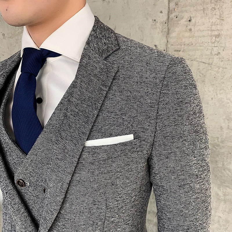 Męski garnitur trzyczęściowy slim fit w kolorze czarnym