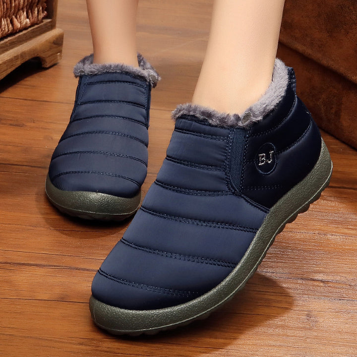 Męskie zimowe buty śniegowce za kostkę w kolorze czarnym