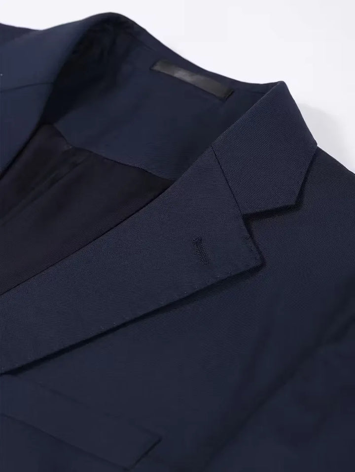 Kornel | Męska Marynarka Slim Fit ze Złotymi Guzikami
