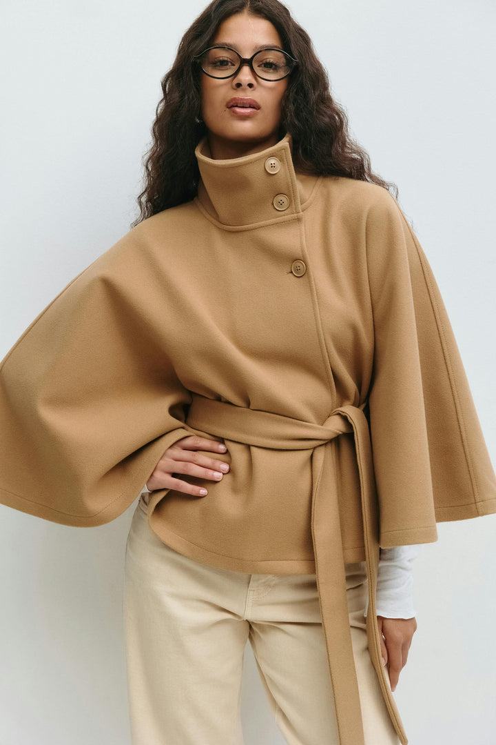 Karolina | Elegancka Peleryna Damska z Paskiem