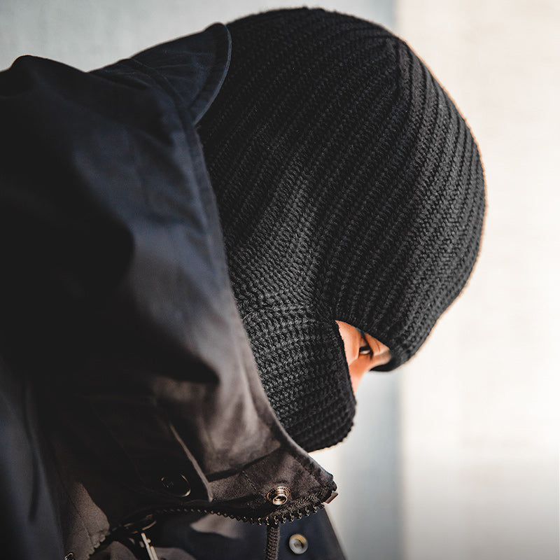Damska czarna czapka beanie z dzianiny, wzór melon skin