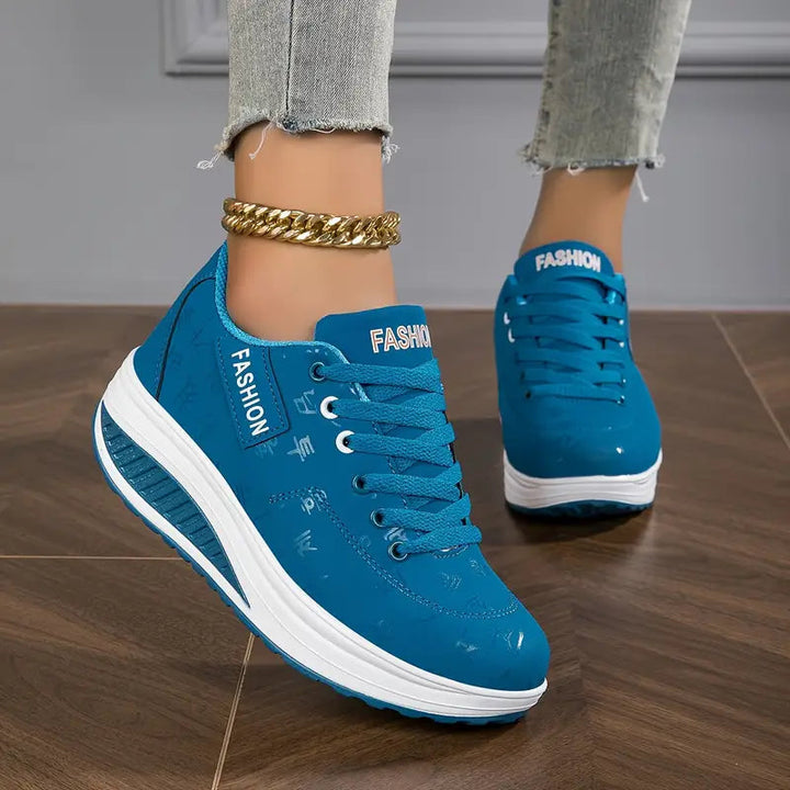 Damskie sneakersy na koturnie ze sznurowaniem, minimalistyczne