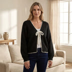 Bowvera - Krótki Kardigan Z Wiązaniem Przy Dekolcie