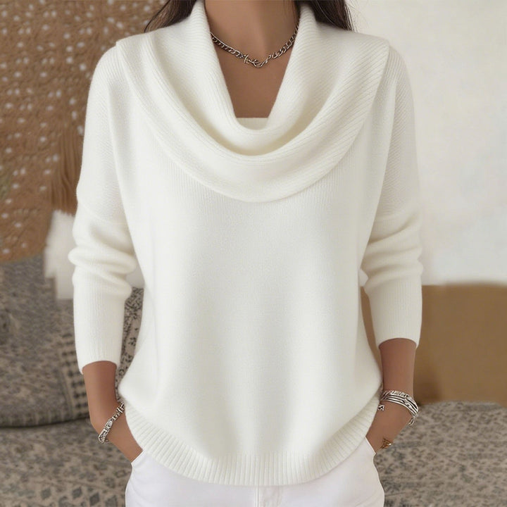 Damski sweter z golfem w jesiennym stylu