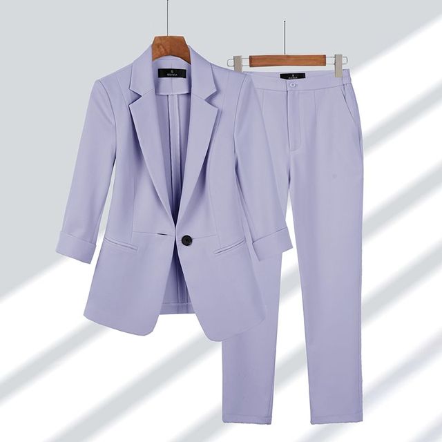Garnitur damski ze spodniami
